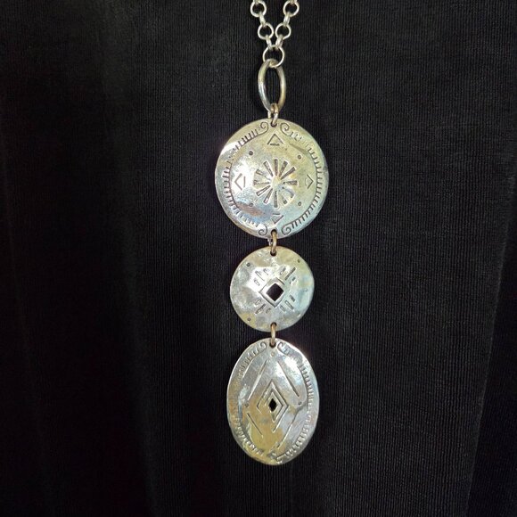 Chico's Hammered Silvertone Convertible Long/Short Western Style Necklace - Picture 6 of 6